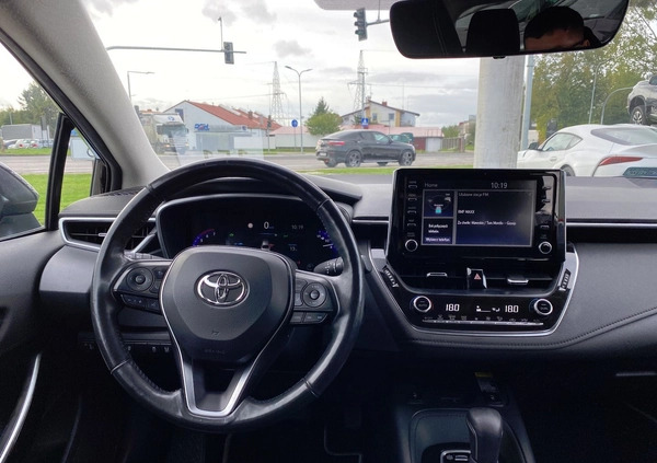 Toyota Corolla cena 98500 przebieg: 117380, rok produkcji 2019 z Bochnia małe 352